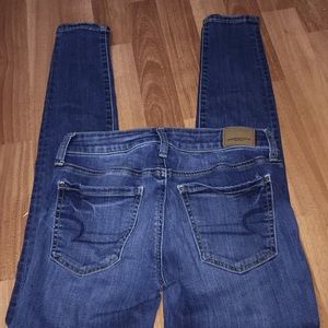 American Eagle size 2 skinny jeans